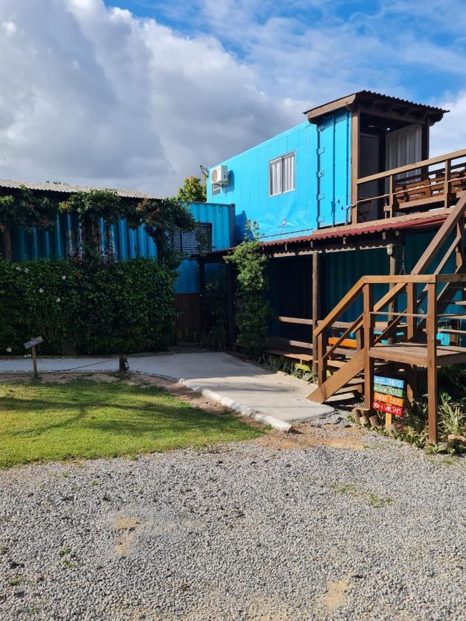 Hindu Box Containers E Cabanas Praia do Rosa Exterior photo