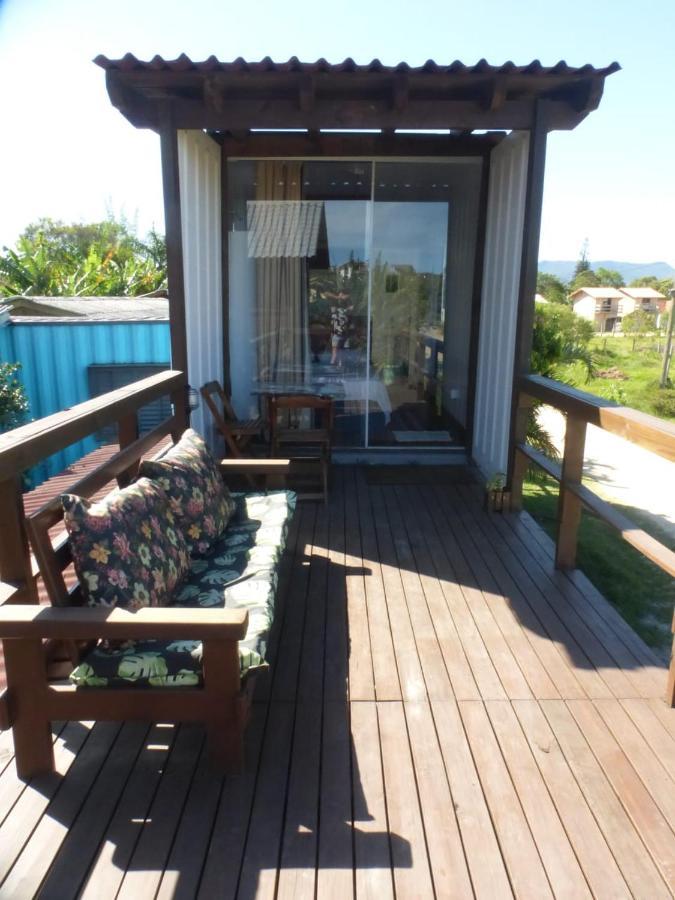 Hindu Box Containers E Cabanas Praia do Rosa Exterior photo