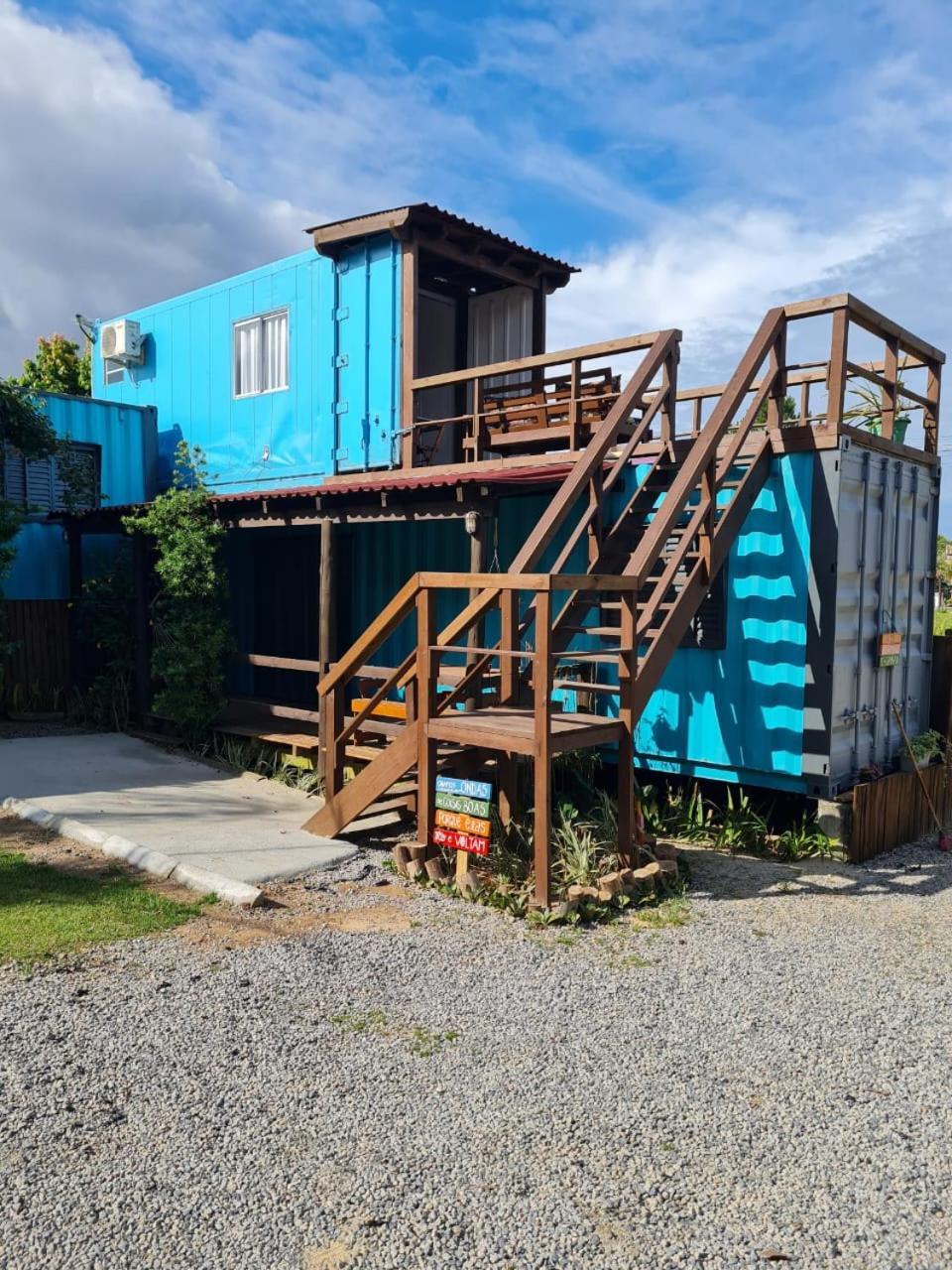 Hindu Box Containers E Cabanas Praia do Rosa Exterior photo