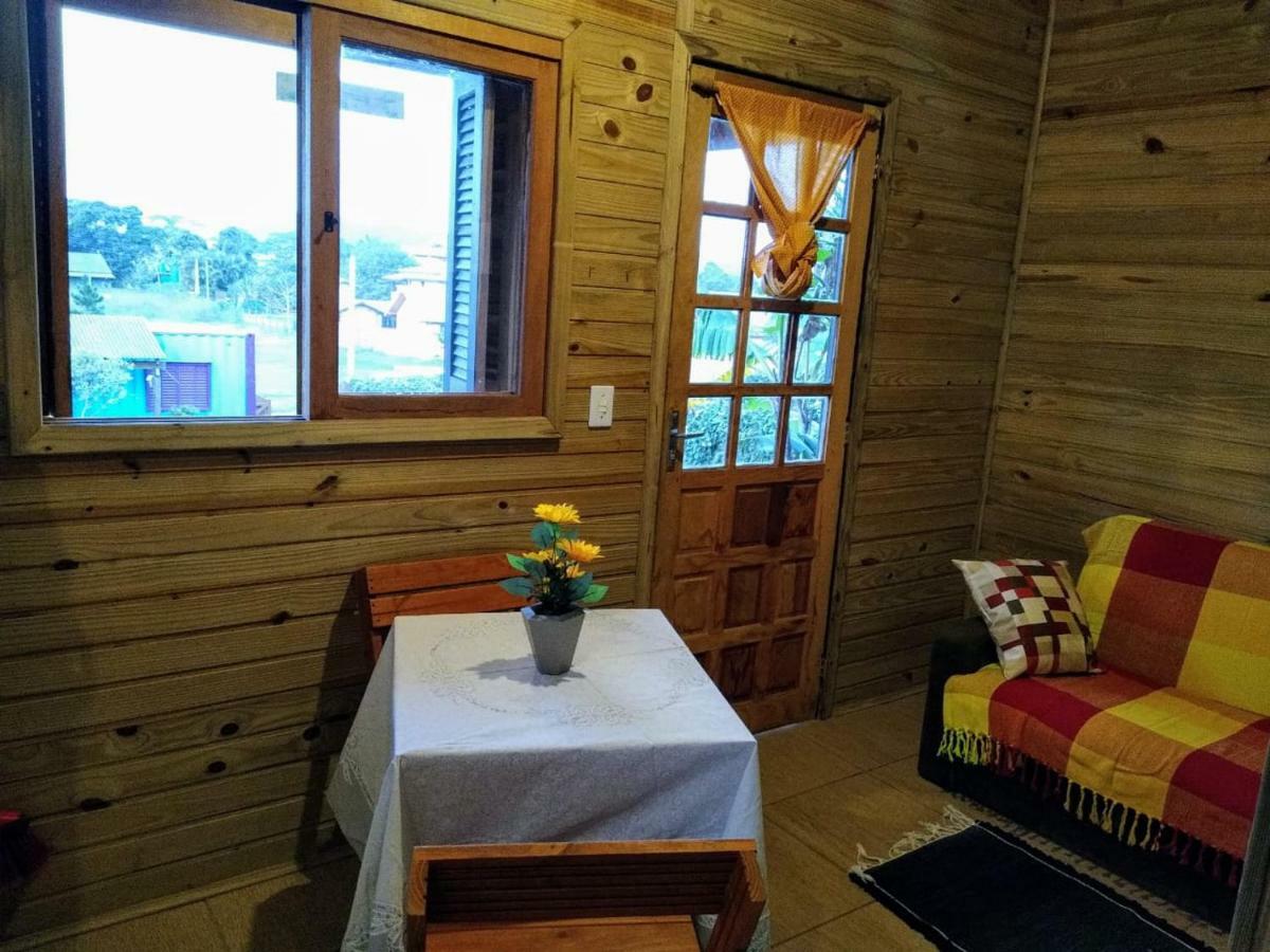 Hindu Box Containers E Cabanas Praia do Rosa Exterior photo
